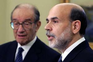 Alan Greenspan (L) and Ben Bernanke